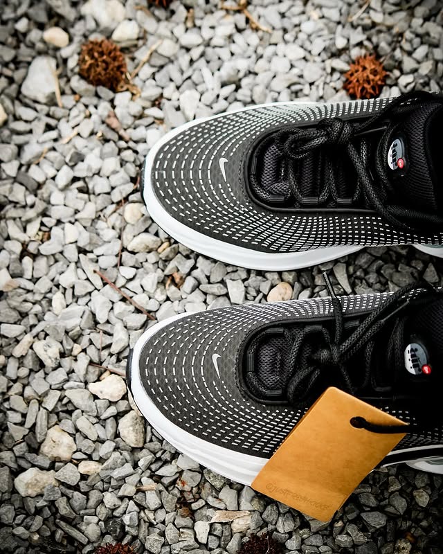 Nike Air Max Dn, Sneakers photography by Zack Jenkin, frame 1
